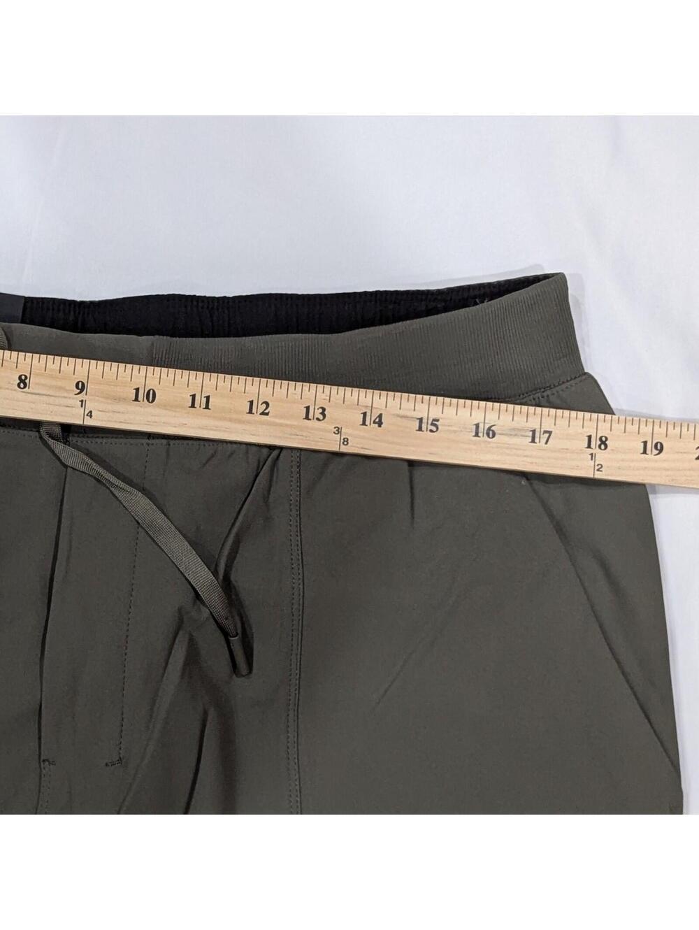 Lululemon ABC Jogger Shorter Pants Mens XL Green Warpstreme NWT - Picture 8 of 9